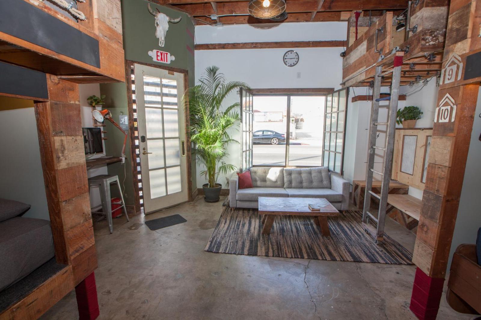 Podshare East Hollywood Hostel Los Angeles Exterior photo