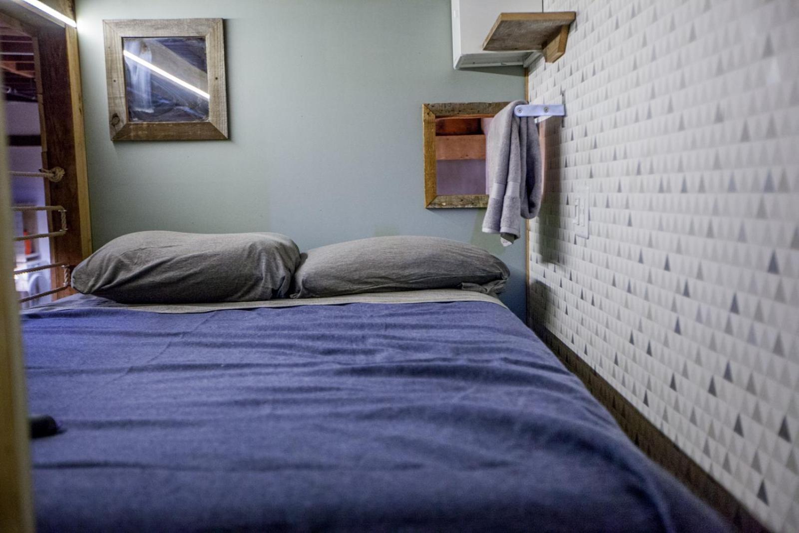 Podshare East Hollywood Hostel Los Angeles Exterior photo