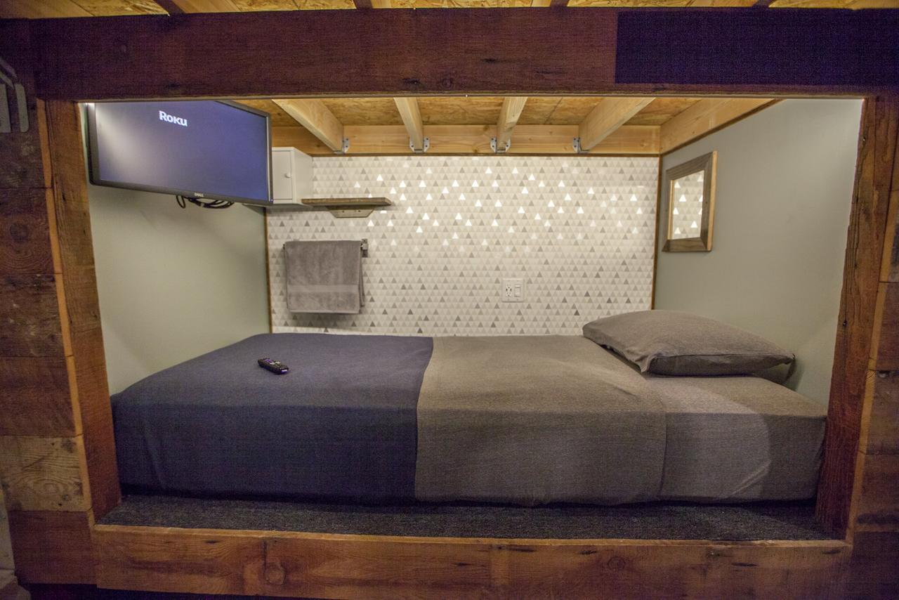 Podshare East Hollywood Hostel Los Angeles Exterior photo