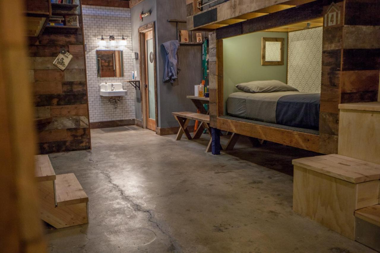 Podshare East Hollywood Hostel Los Angeles Exterior photo