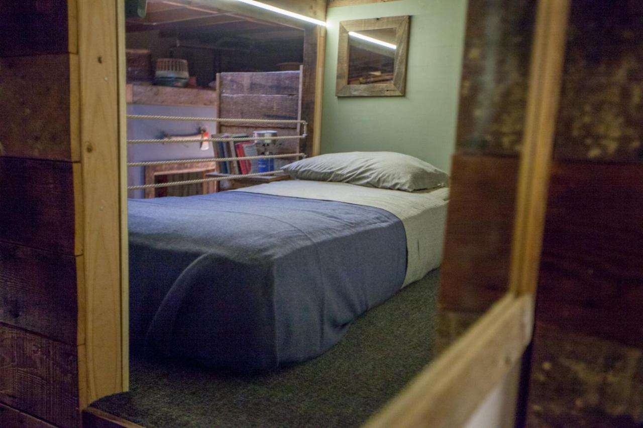 Podshare East Hollywood Hostel Los Angeles Exterior photo